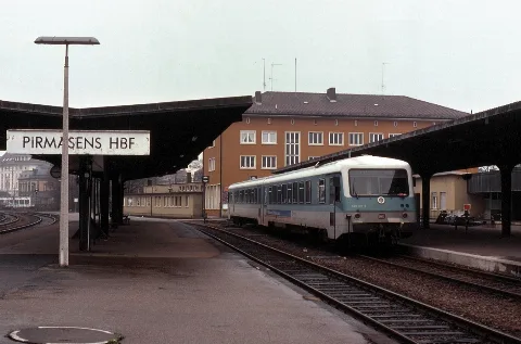 03.04.93 Pirmasens Hbf 628.308 (6151471312)