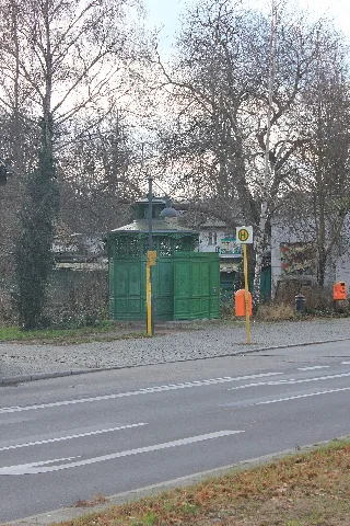 09075197 Berlin Tempelhof, Friedenstraße 002