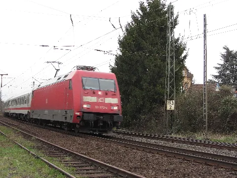 101 022 2 Strecke3900 Main Weser Bahn Ic2277 Am Betriebsbahnhof Ginnheim Lws1883