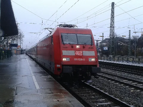 101 036 2 In Solingen Hbf