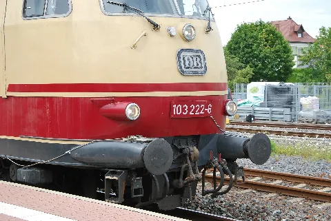 103 222 6 Detail Front