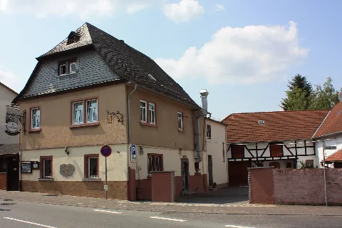 14222 Bleidenstadt Aarstraße 72 Goldener Engel2
