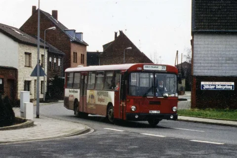1991 12 31 12 15 00 Di D1 92Nr16 Bahnbus23 Dnkpl1140 Bf44 Selg1213Pl2 Jbf25 Juelich Bushof29 600Dpi A10X15Auth