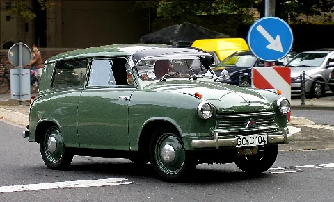2005 08 27 Lloyd 600 Kombi 04C