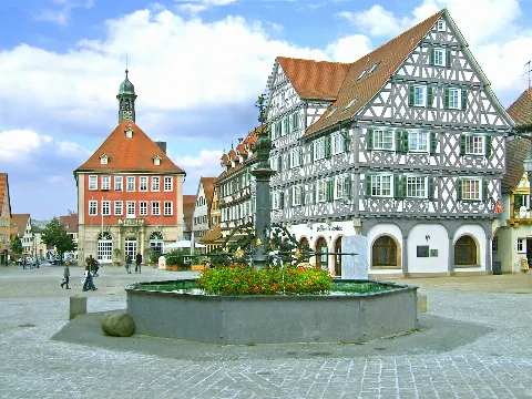2008 09 27Schorndorfmarktplatzbrunnen078