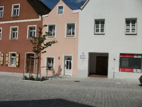 2010.08.22.134531 Häuschen Neustadt Straße Sulzbach Rosenberg