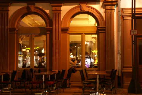 2011.01.22.181951 Café Maximilian Korngasse Bei Nacht Speyer