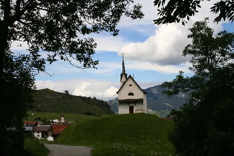 2011 07 25 142348 Val Lumnezia Tal Des Lichtes Degen Kapelle St. Viktor