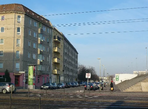 Fritz-Riedel-Straße