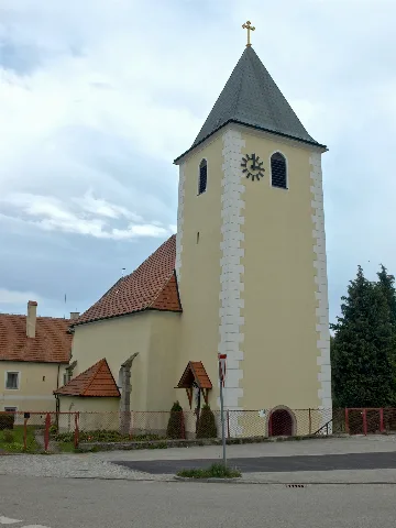 2012.05.05 Höhenberg Pfarrkirche Hl. Jakobus 01