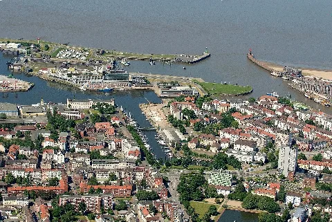 2012 05 28 Fotoflug Cuxhaven Wilhelmshaven Dscf9382
