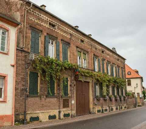 2015 Weinstraße 21 In Deidesheim