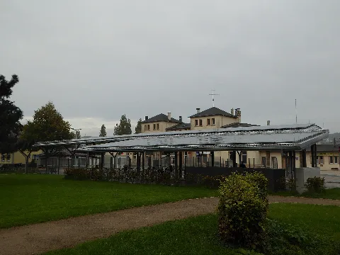 20151018 Xl P1000640 Photovoltaikanlage Solaranlage Auf Dem Bahnhofsvorplatz Von Schwelm
