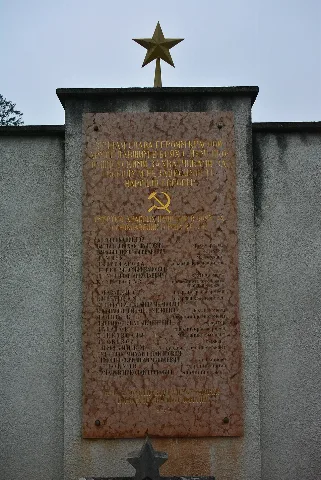 2016 01 02 Guentherz Klosterneuburg Friedhof Obere Stadt Russischer Soldatenfriedhof (13)