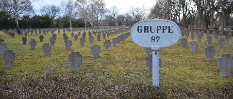 2016 02 09 Guentherz (012) Wien11 Zentralfriedhof Gruppe97 Soldatenfriedhof Wien (Zweiter Weltkrieg)