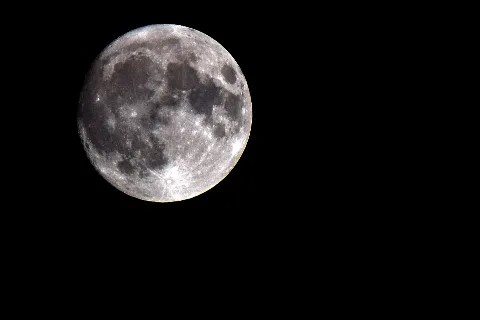 2016 Supermoon In Marklkofen (182913629)