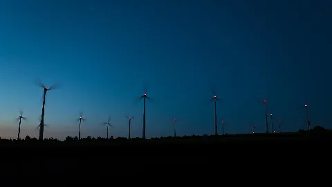 20180526 Windturbinesbynight Dardesheim Dsc09622 Ptrqs