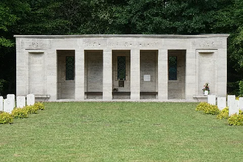 2020 05 25 103801 Sage War Cemetery