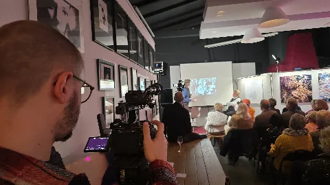 2025 11 18 Buchvorstellung "Das Haus Hannover. Abgedankt?" Im Kunstladen, Lister Straße 3, Mit Heinrich Prinz Von Hannover Und Klaus Ritgen (70691)