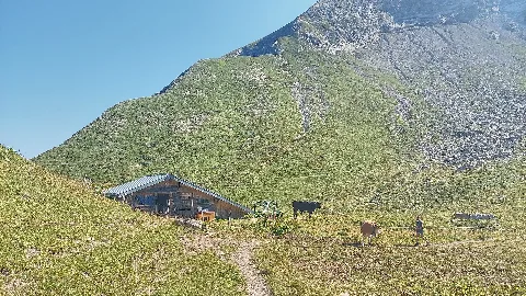 20260815 101123 Hdr