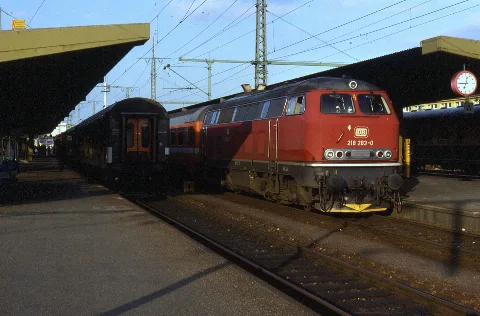 218 283 0,10.04.88 In Singen (Hohentw) (13456680233)