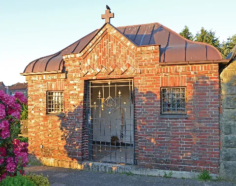 25104200015 Twistringen Mausoleum 2