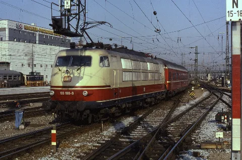26.07.85 München Hbf 103.188 (6041740243)