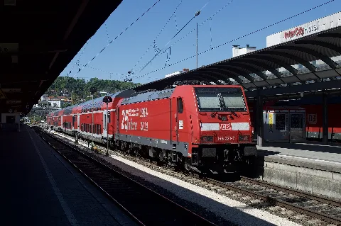 27.05.17 Ulm Hbf 146.221 (34858829270)