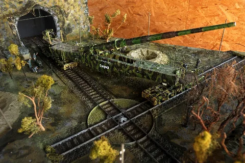 280 Mm Eisenbahngeschuetz K5 (E) Auf Richtdrehscheibe 01 10