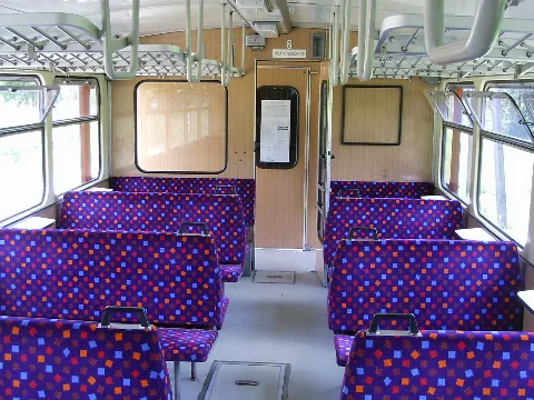 30Noveudoliinterieurrailbus
