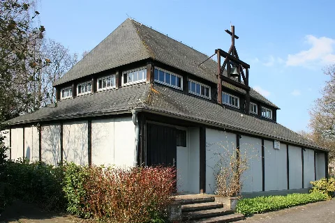 (378) 7 002 Erlöserkirche, Lutherstraße 2B (Neuss Reuschenberg)