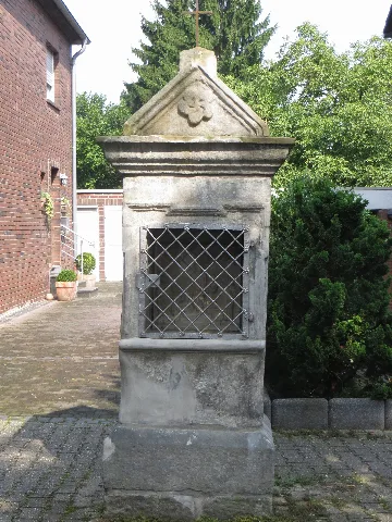 449 Fußfallstationen, Bergstraße Heiligenberg (Süchteln) S4