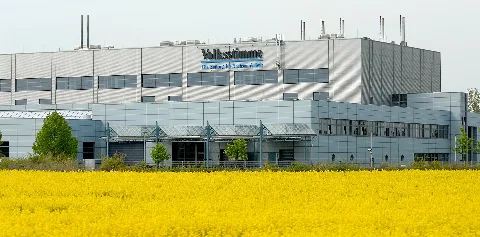 A 2 View Of 'Volksstimme' Building