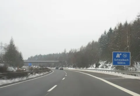 A8 Kreuz 14, Schwalbach (1000M) Geo.hlipp.de 16127