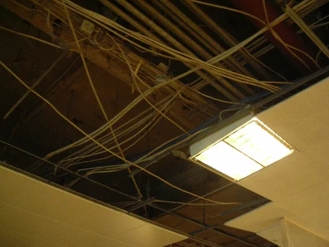 Abgehängte Decke