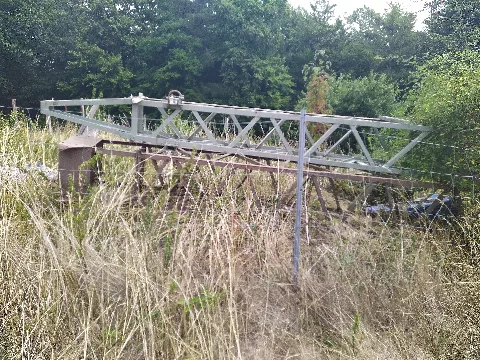 Abgelegte Strommasten