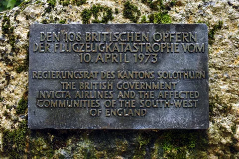 Absturz Invicta International Airways Flug 435, Denkmal 02 10