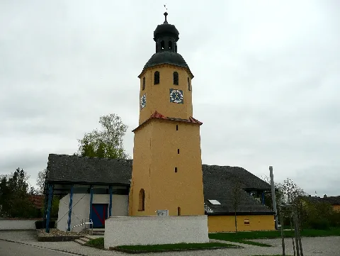 Adelschlag Filialkirche Von O