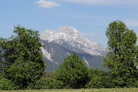 Admont Geschützter Landschaftsteil 1286 Kajetanpromenade Detail Mit Ausblick Auf Den Buchstein