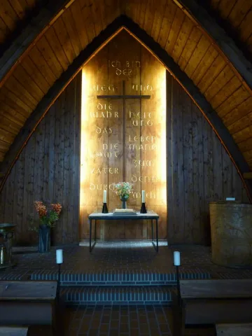 Ahrenshoop Schifferkirche Geo En.hlipp.de 11804