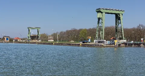 Ahsen, Schleuse Ahsen Foto2 2015 04 20 12.18