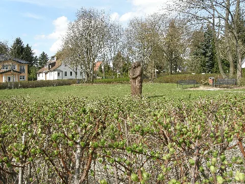 Alice Herz Platz Mahlsdorf 2012 4 14 Ama Fec(93)