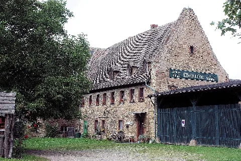 Allstedt, Nebengebäude Der Burg
