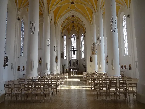Alt St. Nikola Landshut Innenraum