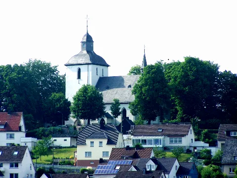 Alte Kirche Warstein 20080524