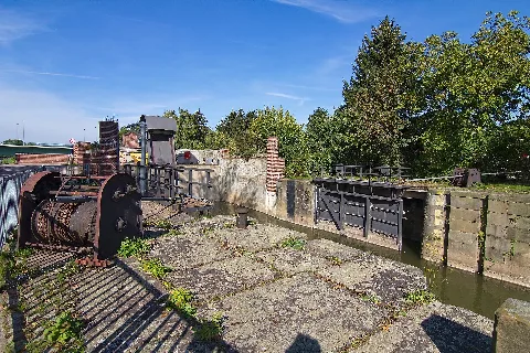 Alte Schleusenanlage Auf Dem Werder In Hameln Img 0753