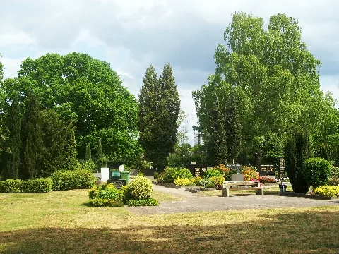 Alter Friedhof Neugraben Panoramio