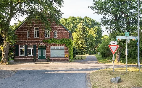 Alter Postweg 18 20 In Neuenkruge ("Tante Emma Laden")