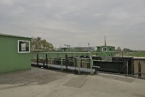Altes Estesperrwerk In Hamburg Cranz