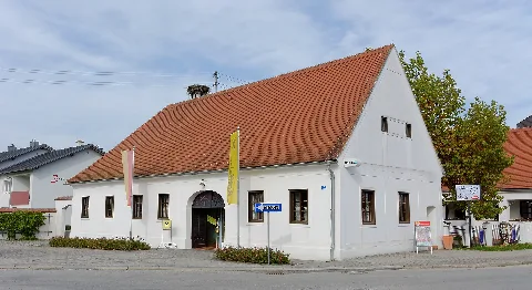 Altes Gemeindehaus 8273 In A 7511 Mischendorf